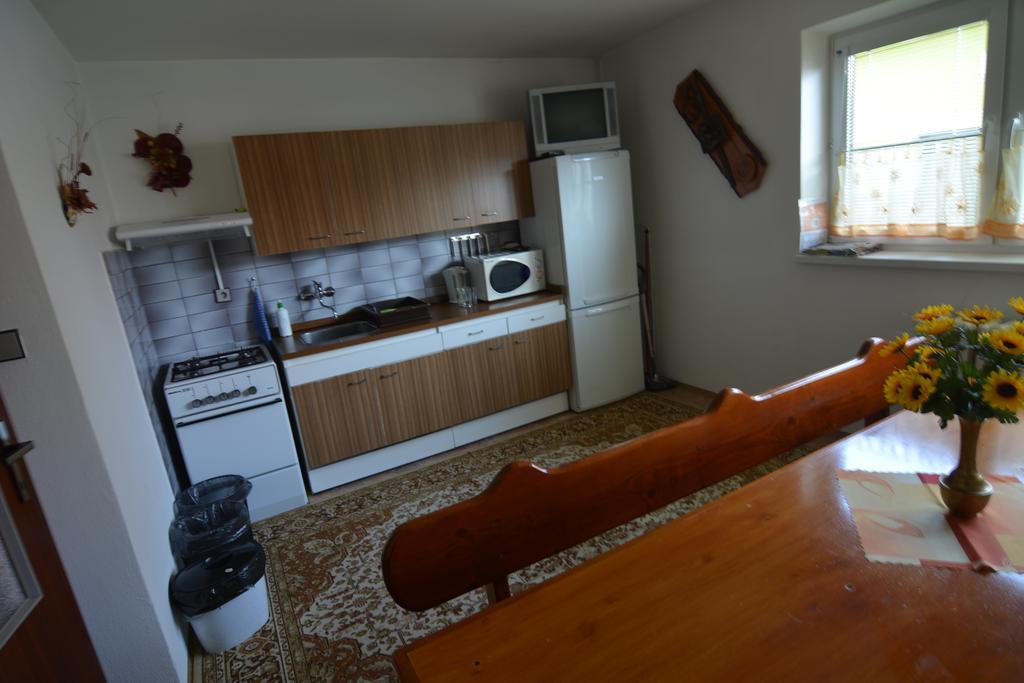 Privat Marika Apartment Nová Lesná Exterior foto